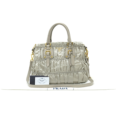 Prada(�����) BN1336 ������ �к긯 ��Ʈ�� + ��� ��Ʈ�� �̹���2 - ���̺��� �߰���ǰ