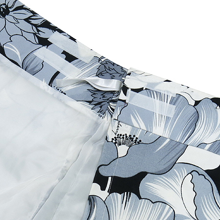 Burberry(������) ����ĿƮ �̹���4 - ���̺��� �߰���ǰ