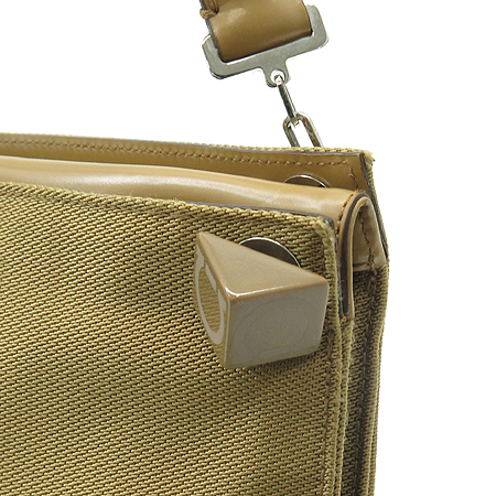 Ferragamo(��󰡸�) 21 1274 ��ġ�� �ΰ� ť�� ��� �к긯 ����� �̹���3 - ���̺��� �߰���ǰ