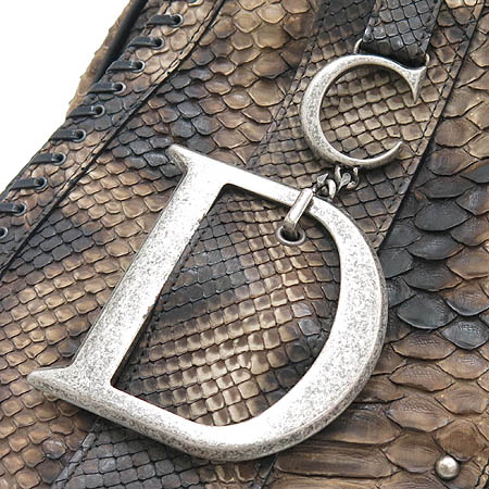 Dior(ũ����î���) ����Ƽ�� ����� ���̼� ���� ������ ����� �̹���4 - ���̺��� �߰���ǰ