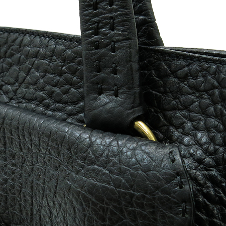 Prada(�����) ���� �ΰ� ���� ��Ƽġ ���� ����� �̹���3 - ���̺��� �߰���ǰ