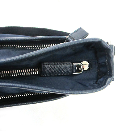 Prada(�����) VA0797 �ﰢ �ΰ� �к긯 ũ�ν��� [�д����] �̹���3 - ���̺��� �߰���ǰ