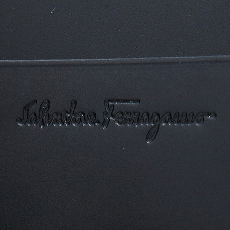 Ferragamo(��󰡸�) 66-3554 ��ġ�� �ΰ� ���� ���� ī��� ���� ���� �̹���2 - ���̺��� �߰���ǰ