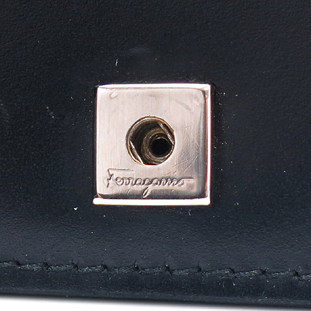 Ferragamo(��󰡸�) 66-3554 ��ġ�� �ΰ� ���� ���� ī��� ���� ���� �̹���3 - ���̺��� �߰���ǰ