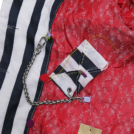 Hugo Boss(�ް�����) ��Ʈ������ ���� �̹���5 - ���̺��� �߰���ǰ
