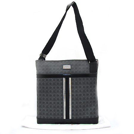 Ferragamo(��󰡸�) 24 8123 ���� �׷��� PVC GRIGIO ũ�ν��� [��õ ������] �̹���2 - ���̺��� �߰���ǰ