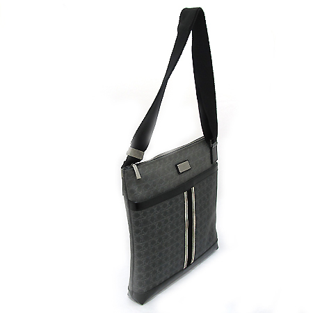 Ferragamo(��󰡸�) 24 8123 ���� �׷��� PVC GRIGIO ũ�ν��� [��õ ������] �̹���3 - ���̺��� �߰���ǰ