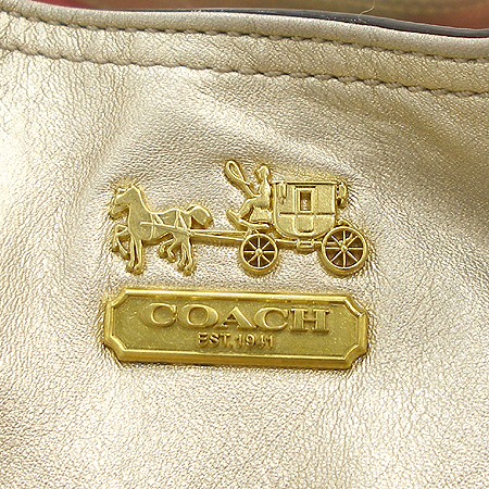 Coach(��ġ) ���� ��Ż �ΰ� ��� ��� ��Ż�� ����� �̹���4 - ���̺��� �߰���ǰ