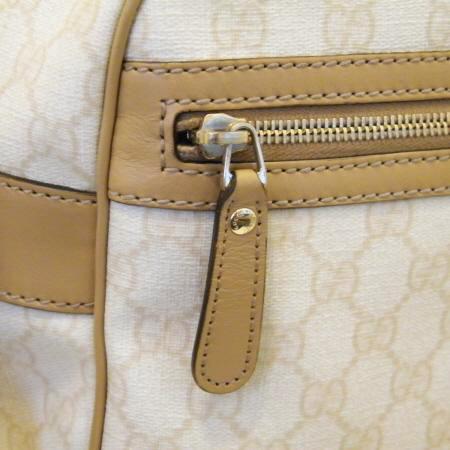 Gucci(����) 211107 GG�ΰ� ���̺��� PVC ������ ���� Ʈ���� �޽��� ũ�ν��� [������û��] �̹���4 - ���̺��� �߰���ǰ
