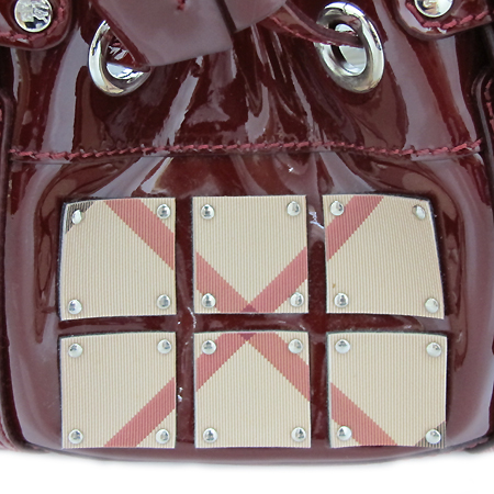 Burberry(������) 3337691 ���� �÷� ���̴�Ʈ ���̺� ��ư ����� [��õ ������] �̹���3 - ���̺��� �߰���ǰ