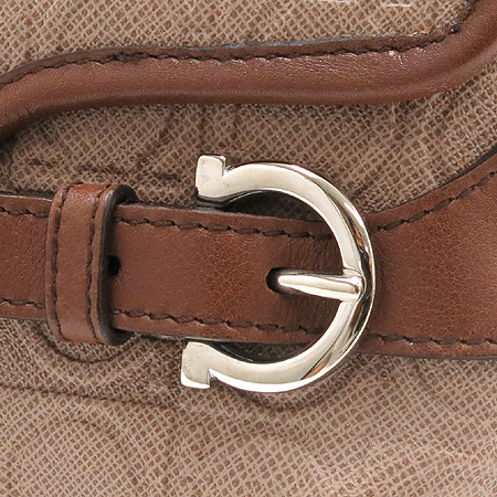 Ferragamo(��󰡸�) 21 5829 ��ġ�� �ΰ� ���� PVC ����� �̹���5 - ���̺��� �߰���ǰ