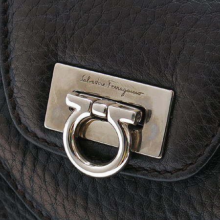 Ferragamo(��󰡸�) 21 6880 ���� ��ġ�� ��� ���� ���� ��Ʈ�� �̹���4 - ���̺��� �߰���ǰ