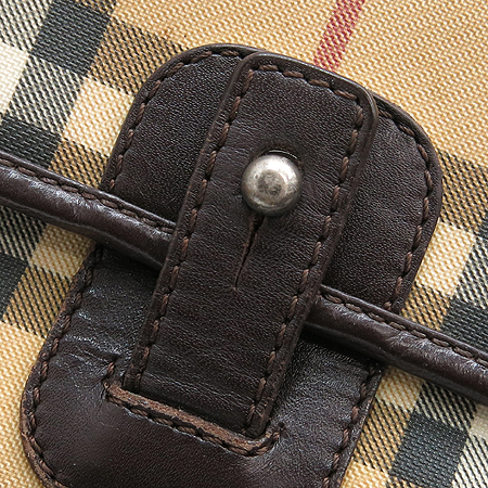 Burberry(������) ���üũ ������ ���� ���� Ʈ���� ũ�ν��� �̹���3 - ���̺��� �߰���ǰ