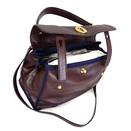 YSL(�Ի��ζ�) 295161 MUSE TWO(���� ��) ���ǵ� ���� ��Ʈ�� + ��� ��Ʈ�� [�ϻ����] �̹���4 - ���̺��� �߰���ǰ