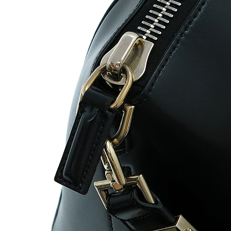 GIVENCHY(�����) ��Ƽ���� ���� �Ұ��� L������ 2WAY [�б�������] �̹���6 - ���̺��� �߰���ǰ