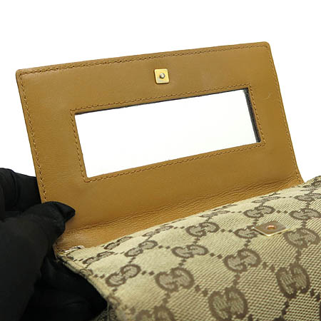 Gucci(����) 039*1105 GG�ΰ� �ڰ��� ȭ��ǰ �Ŀ�ġ �̹���4 - ���̺��� �߰���ǰ