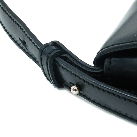 Ferragamo(��󰡸�) 21 1311 �������� ���� ��ġ�Ϸΰ� �簢 ����� �̹���5 - ���̺��� �߰���ǰ