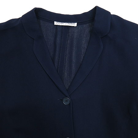 Emporio Armani(�������� �Ƹ�����) ���� �̹���2 - ���̺��� �߰���ǰ