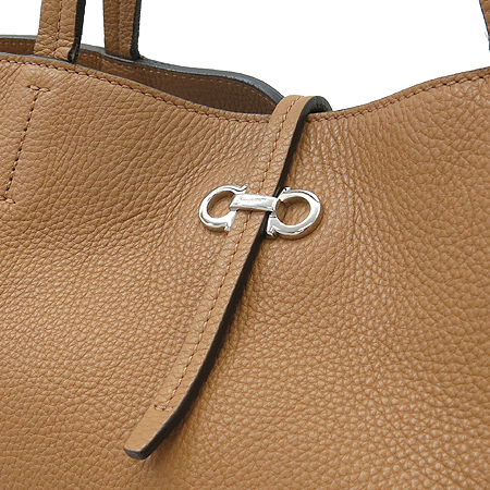 Ferragamo(��󰡸�) AU21 C914 ���� ��ġ�� �ΰ� ���̽�(BICE) ���� ����� [�б�������] �̹���4 - ���̺��� �߰���ǰ