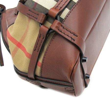 Burberry(������) ��Ʈ ��� �Ͽ콺 üũ ���� ���� Ʈ���� ȣ�� ����� [��õ ������] �̹���5 - ���̺��� �߰���ǰ