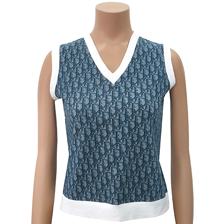 ���  ����