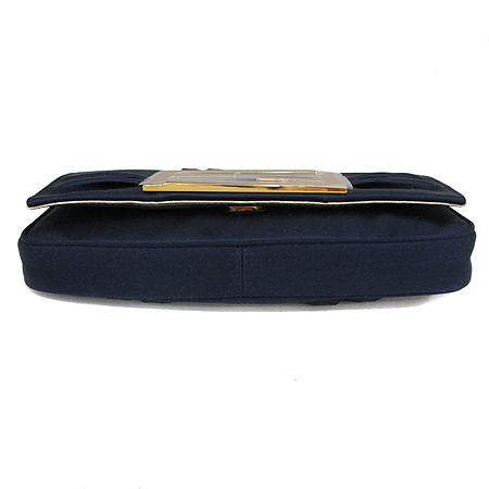 Fendi(���) 8BP046 ���� FF�ΰ� ��� ���̺� ��ũ �̴� ����� �� Ŭ��ġ�� [�̾��������] �̹���4 - ���̺��� �߰���ǰ