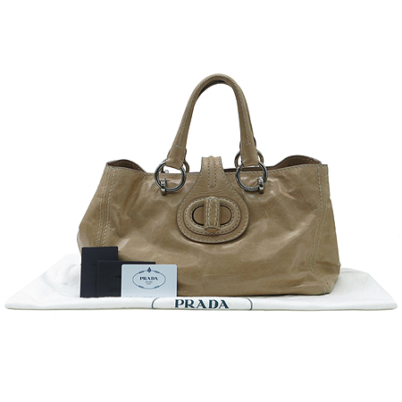 Prada(�����) BN2067 VITELLO SHINE ���� �ﰢ�ΰ� ��� ��Ʈ�� [�б�������] �̹���2 - ���̺��� �߰���ǰ