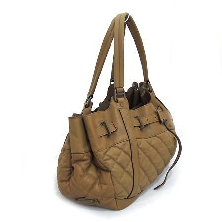 Burberry(������) 3696590 ��Ʈ ��� ī�� ���� ���� ��Ʈ�� [��õ ������] �̹���3 - ���̺��� �߰���ǰ