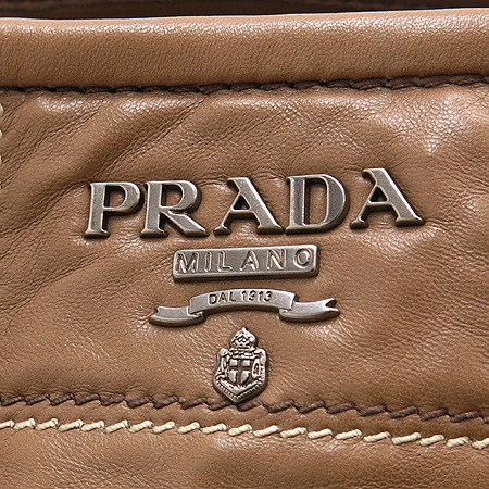 Prada(�����) BR4812 ���� ��ƽ ���� ��Ƽġ ü�� ��Ʈ�� ����� �̹���4 - ���̺��� �߰���ǰ