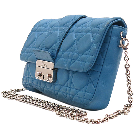 Dior(ũ����î���) S0435PSSQ M9594 ����Ų ���̵� ��� ���� ü�� ũ�ν� �� Ŭ��ġ �� �̹���3 - ���̺��� �߰���ǰ