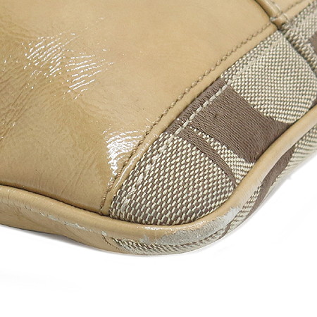 Coach(��ġ) 41644 �ñ׳��� �ڰ��� ������ ���̴�Ʈ ���� �̴� ũ�ν��� �̹���3 - ���̺��� �߰���ǰ