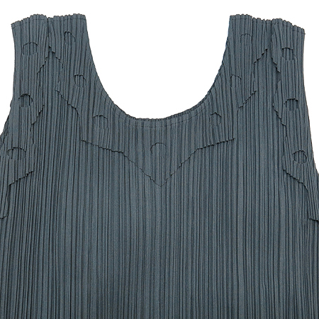PLEATS PLEASE(�ø����ø���) �μҸ� �� ���ǽ� �̹���2 - ���̺��� �߰���ǰ