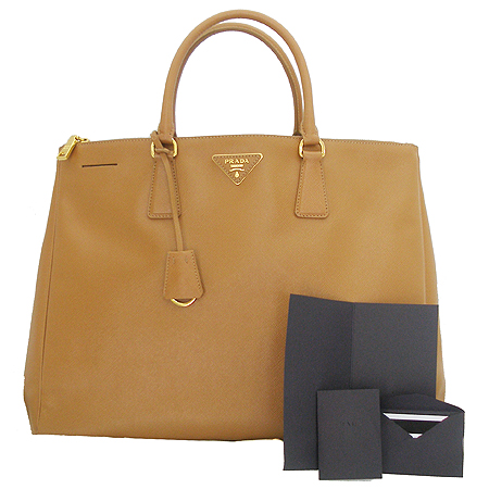 Prada(�����) BN1802 SAFFIANO LUX CARAMEL ��Ʈ�� [�����] �̹���5 - ���̺��� �߰���ǰ