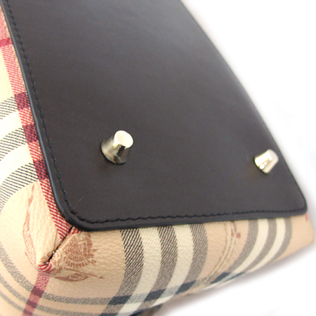 Burberry(������) 3356651 Ŭ���� üũ PVC ���� ��Ʈ�� [��õ ������] �̹���5 - ���̺��� �߰���ǰ