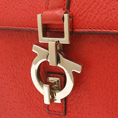 Ferragamo(��󰡸�) 21-4368 ���� ��ġ�� ����� �̹���5 - ���̺��� �߰���ǰ