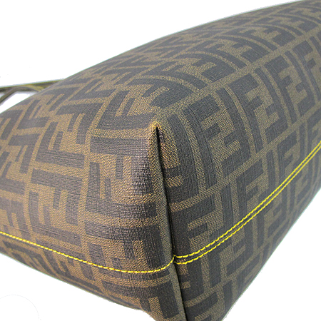 Fendi(���) 8BH185 FF�ΰ� ��ī PVC ���ο� ��Ƽġ ���� ����� [�̾��������] �̹���4 - ���̺��� �߰���ǰ