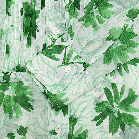 LORO PIANA(�η��ǾƳ�) ��ũ ���콺 �̹���3 - ���̺��� �߰���ǰ