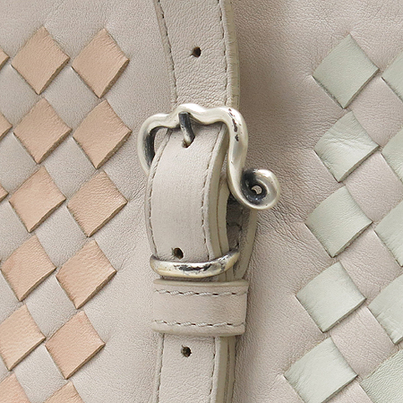 BOTTEGAVENETA(���װ� ����Ÿ) 156684 ��Ʈ��ġ���� ���� ��� ��Ŷ ��Ʈ�� �̹���4 - ���̺��� �߰���ǰ