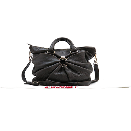 Ferragamo(��󰡸�) 21 B134 ��ġ�� �ΰ� ���� ���� ��Ʈ�� + �����Ʈ�� �̹���2 - ���̺��� �߰���ǰ
