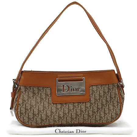 Dior(ũ����î���) ���� �ΰ� ��� ���� ���� Ʈ���� �ڰ��� ��Ʈ�� �̹���2 - ���̺��� �߰���ǰ