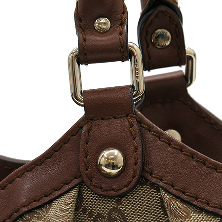 Gucci(����) 211944 GG �ΰ� �ڰ��� ���ں��� ���� Ʈ���� ��Ű ��Ʈ�� �̹���5 - ���̺��� �߰���ǰ