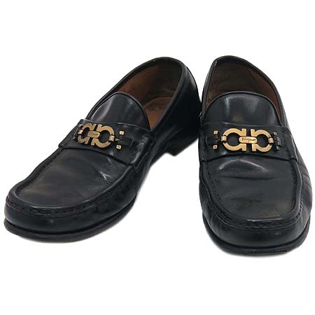 Ferragamo(󰡸)  ġ   