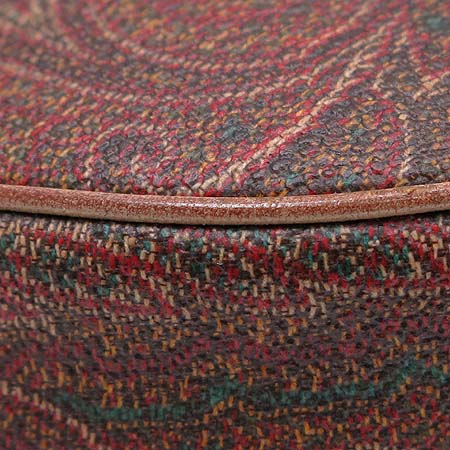 Etro(��Ʈ��) ������ PVC �Ŀ�ġ �� ����� �̹���4 - ���̺��� �߰���ǰ