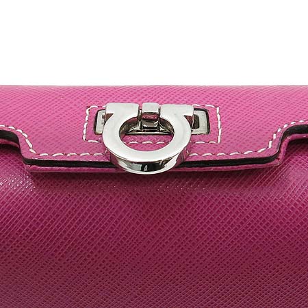 Ferragamo(��󰡸�) 21 4837 ���� ��ġ�� ��Ŭ ���ǾƳ� ���� �Ŀ�ġ ����� �̹���4 - ���̺��� �߰���ǰ