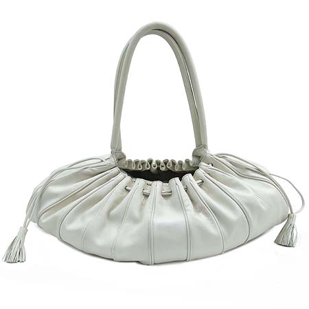 �Ƹ�����  �����