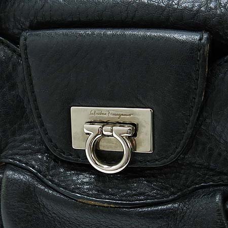 Ferragamo(��󰡸�) 21 6880 ���� ��ġ�� ��� ���� ���� ��Ʈ�� [��������] �̹���4 - ���̺��� �߰���ǰ