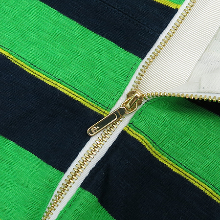 JUICY COUTURE(��� �ٶٸ�) �׸� ��Ʈ������ �ڸ������ ž���� ���ǽ� �̹���4 - ���̺��� �߰���ǰ