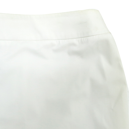 Armani COLLEZIONI(�Ƹ����� �÷�������) ȭ��Ʈ ��ĿƮ �̹���2 - ���̺��� �߰���ǰ