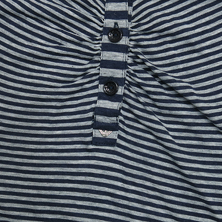 Emporio Armani(�������� �Ƹ�����) ���� Ƽ [�λ꼾�Һ���] �̹���3 - ���̺��� �߰���ǰ