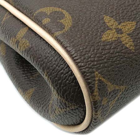 Louis Vuitton(���̺���) M95567 ���׷� ĵ���� ���� Ŭ��ġ 2WAY �̹���6 - ���̺��� �߰���ǰ